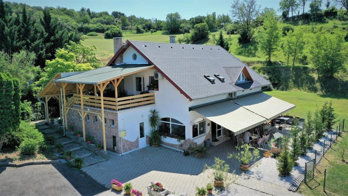 Borkúti Panzió és Apartman Balatonszemes Kültér fotó